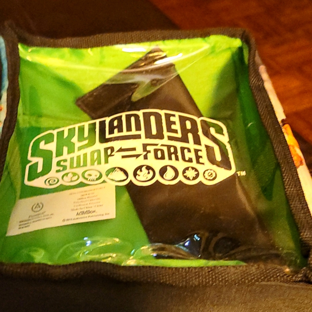 SKYLANDERS Character Travel Storage Bag